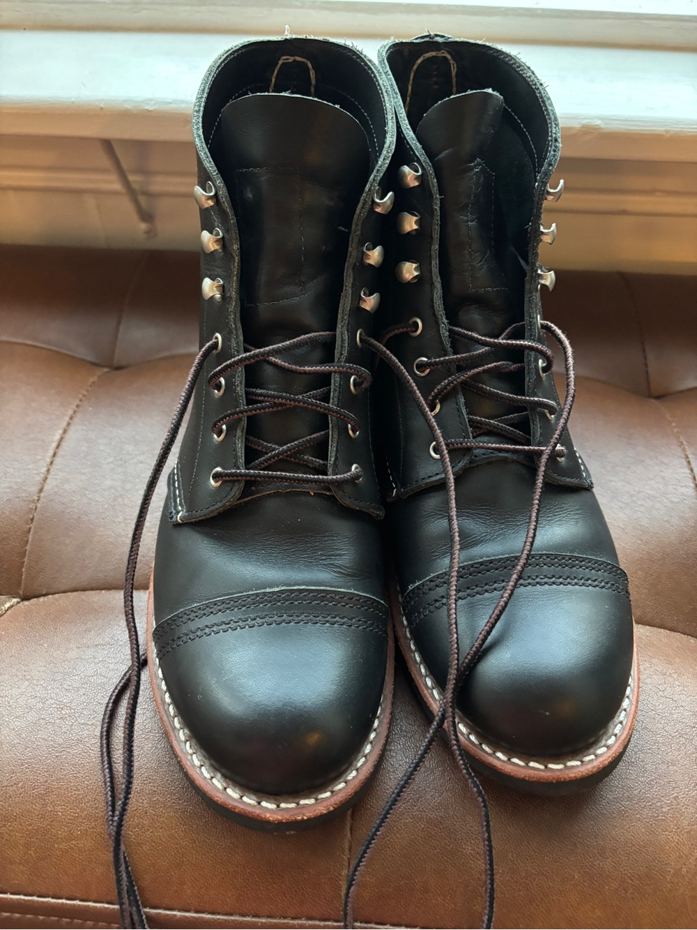 Red Wing Iron Ranger Boots Womens 8.5 Black 3366 Leather Vibram Sole Heritage